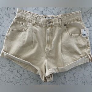 NEW Free People Danni Shorts Ecru Cream Denim Size Large NWT